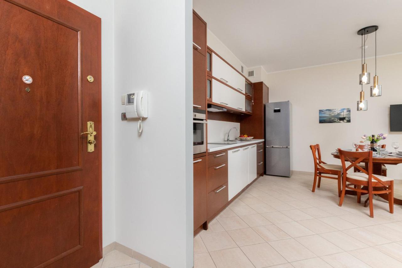 Patio Mare With Free Garage Parking By Renters Apartament Sopot